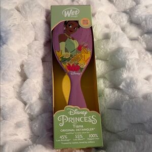 Disney Princess Tiana Purple Wet Brush